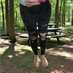 American Eagle Ripped Stretch Jeans